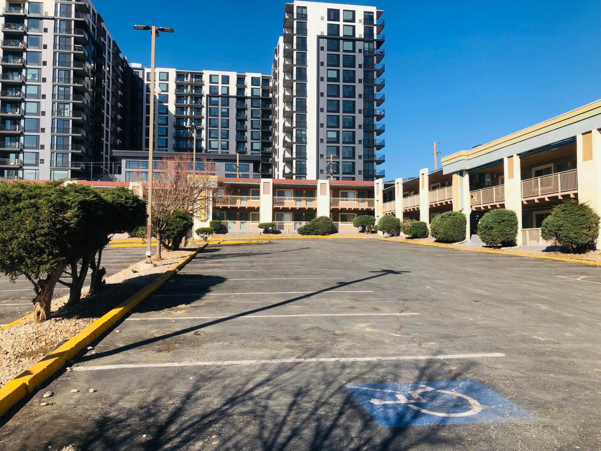 Inn At The Highland Denver Downtown Exterior foto